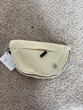 Lululemon All Night Festival Bag Yellow Cream